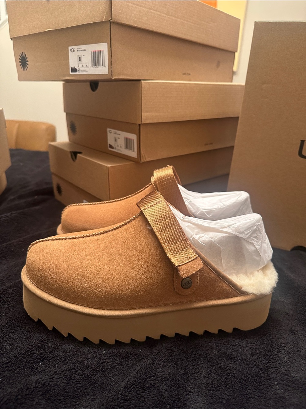 UGG Women’s Lanah Clog Platform